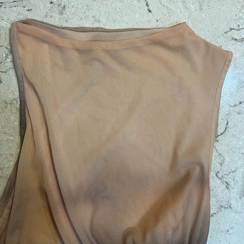 Zara Peach and Gray Gradient Ruched Top - Picture 4 of 5